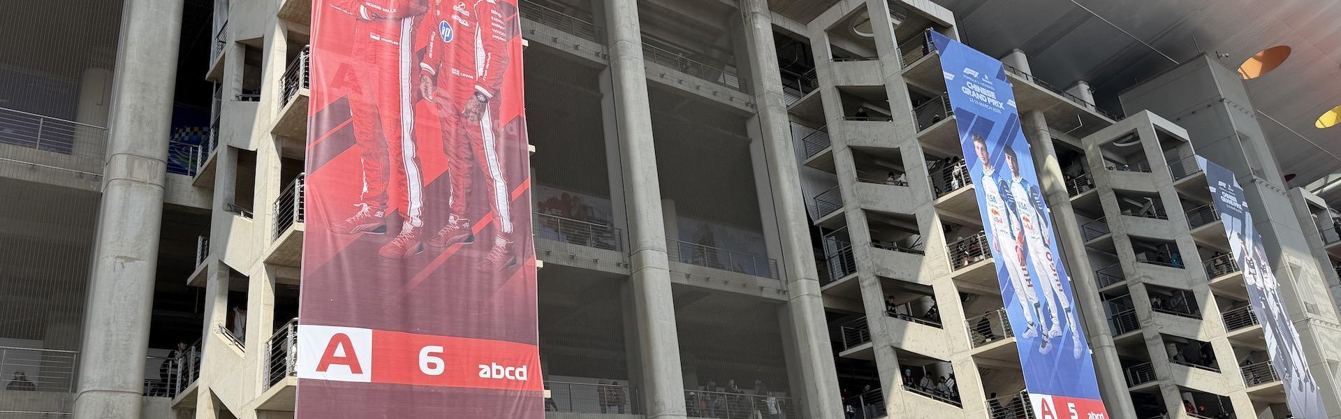 当23万观众涌向赛车场，F1在上海拉爆赛事IP商业价值