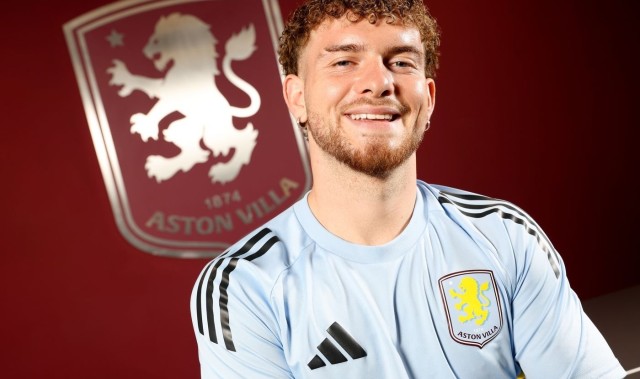 TA：埃利奥特有回购条款，直到伊萨克确定加盟利物浦才放人